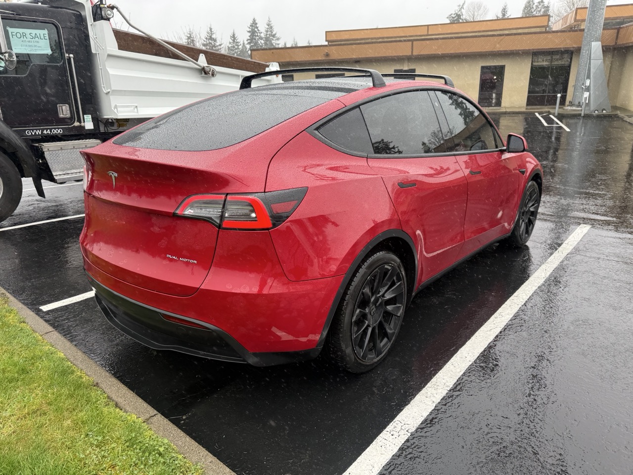 Model Y 4